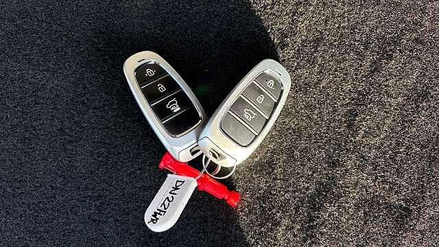 Hyundai TUCSON 1.6 TGDi Premium 5dr 2WD Petrol Estate Blue