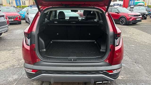 Hyundai TUCSON 1.6 TGDi 48V MHD 180 Ultimate 5dr 4WD DCT Petrol Estate Red