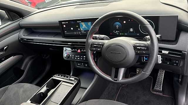 Hyundai TUCSON 1.6T Plug-in Hybrid N Line 5dr Auto Estate Special Solid - Atlas White