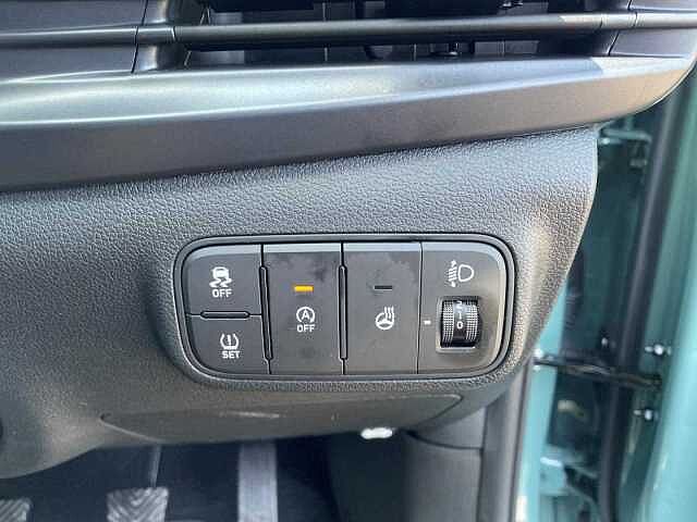 Hyundai I20 1.0T GDI Premium 5dr Mangrove Green Pearl