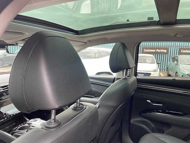 Hyundai TUCSON 1.6 T-gdi Hybrid 230 Ultimate Au Engine Red