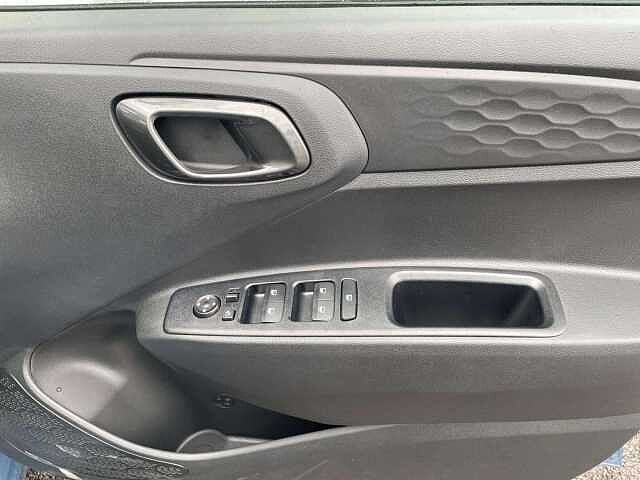 Hyundai I10 1.2 [79] Premium 5dr Auto [Nav] Pearl - Vibrant blue