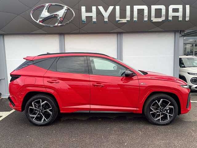 Hyundai TUCSON 1.6T Plug-in Hybrid N Line 5dr 4WD Auto Red