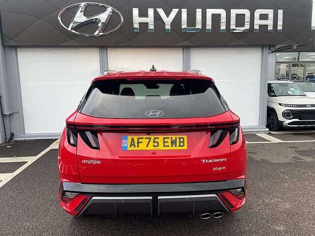 Hyundai TUCSON 1.6T Plug-in Hybrid N Line 5dr 4WD Auto Red