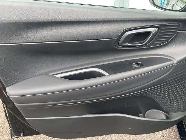 Hyundai I20 1.0T GDi 90 Tech Line 5dr DCT Black