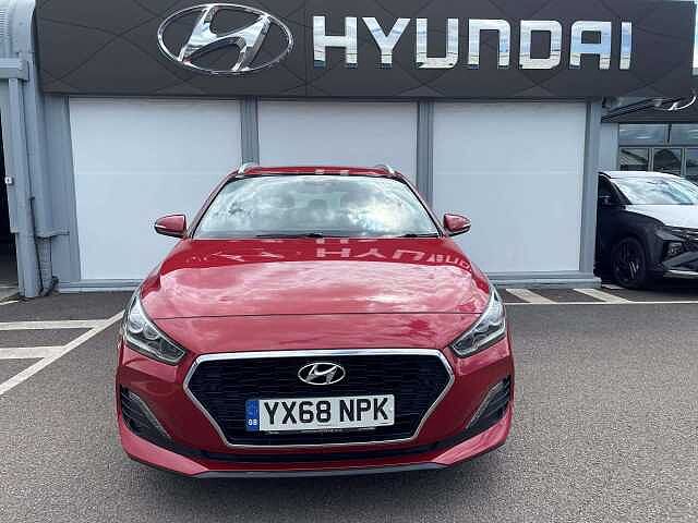 Hyundai i30 1.4T GDI Premium 5dr