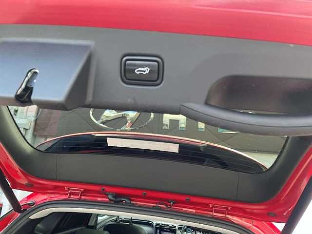 Hyundai TUCSON 1.6 TGDi Hybrid 230 Ultimate 5dr 2WD Auto Red