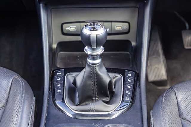 Hyundai TUCSON HYBRID 1.6 T-GDi (150ps) Ultimate Teal Blue