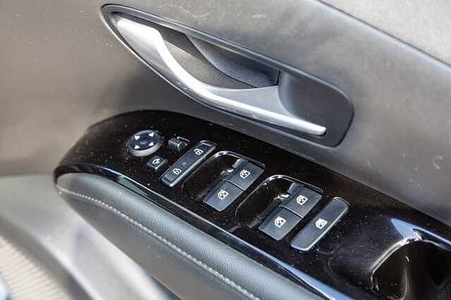 Hyundai TUCSON HYBRID 1.6 T-GDi (150ps) Ultimate Teal Blue