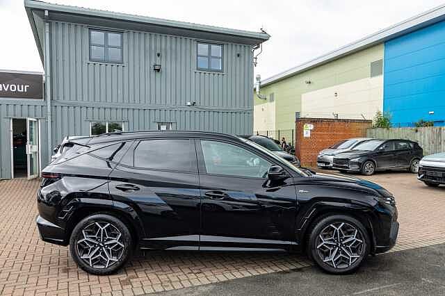 Hyundai TUCSON HYBRID 1.6 T-GDi (150ps) N Line S Phantom Black