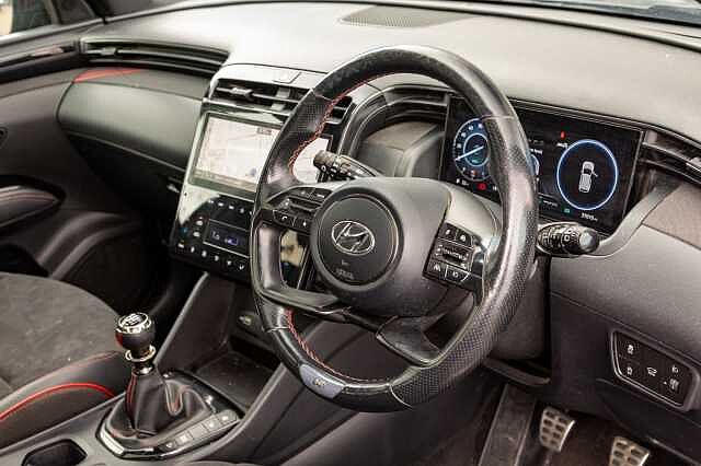 Hyundai TUCSON HYBRID 1.6 T-GDi (150ps) N Line S Phantom Black