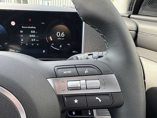 Hyundai TUCSON 1.6T 48V MHD Premium 5dr DCT SAILING BLUE