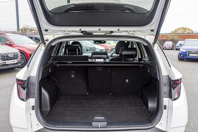 Hyundai TUCSON 1.6 TGDi Hybrid 230 Ultimate 5dr 2WD Auto Polar White
