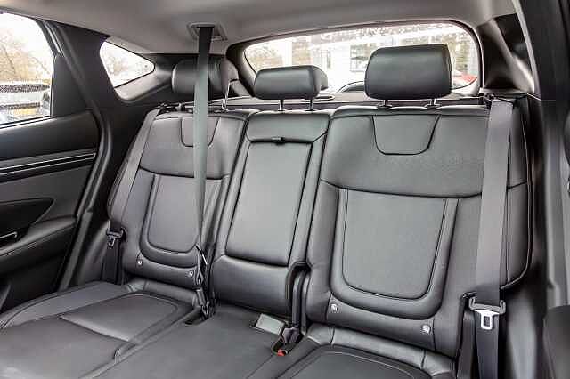 Hyundai TUCSON 1.6 TGDi Hybrid 230 Ultimate 5dr 2WD Auto Polar White