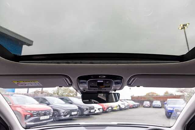 Hyundai TUCSON 1.6 TGDi Hybrid 230 Ultimate 5dr 2WD Auto Polar White