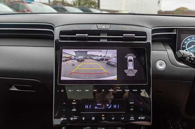 Hyundai TUCSON 1.6 TGDi Hybrid 230 Ultimate 5dr 2WD Auto Polar White