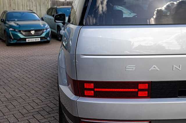Hyundai SANTA FE 1.6 TGDi Plug-in Hybrid Ultimate 5dr 4WD Auto Typhoon Silver