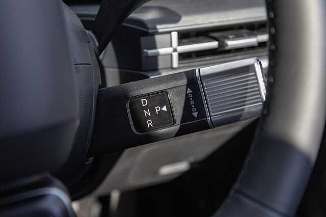 Hyundai SANTA FE 1.6 TGDi Plug-in Hybrid Ultimate 5dr 4WD Auto Typhoon Silver