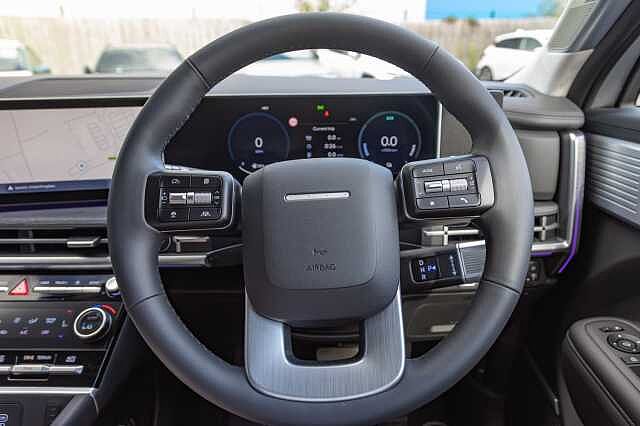 Hyundai SANTA FE 1.6 TGDi Plug-in Hybrid Ultimate 5dr 4WD Auto Typhoon Silver