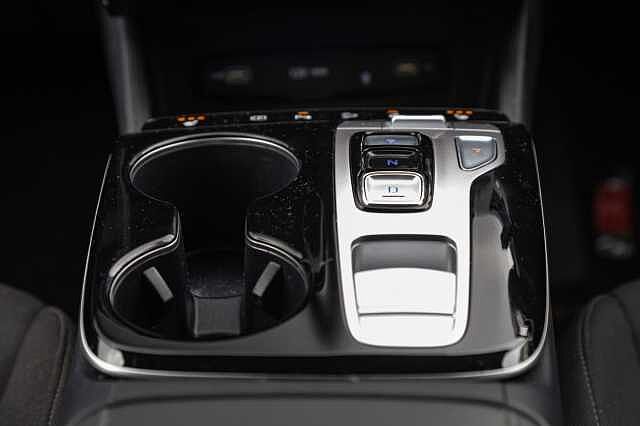 Hyundai TUCSON 1.6 TGDi Hybrid 230 Premium 5dr 2WD Auto Phantom Black