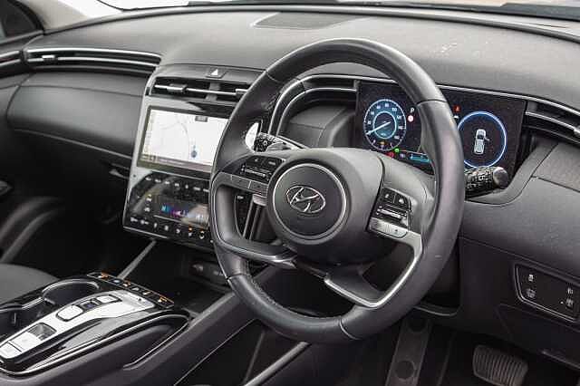 Hyundai TUCSON 1.6 TGDi Hybrid 230 Premium 5dr 2WD Auto Phantom Black