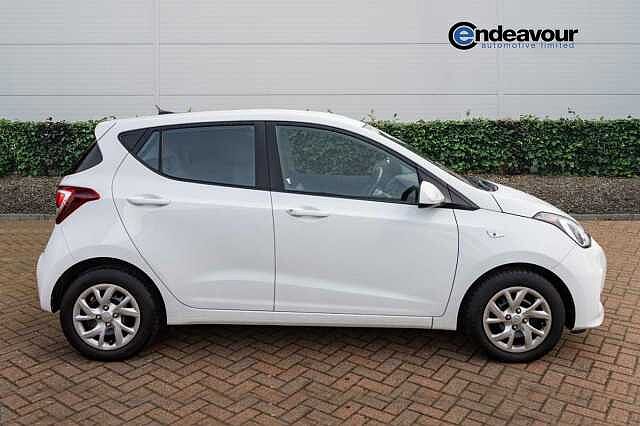 Hyundai I10 1.0 SE 5dr Polar White