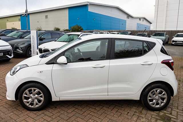 Hyundai I10 1.0 SE 5dr Polar White