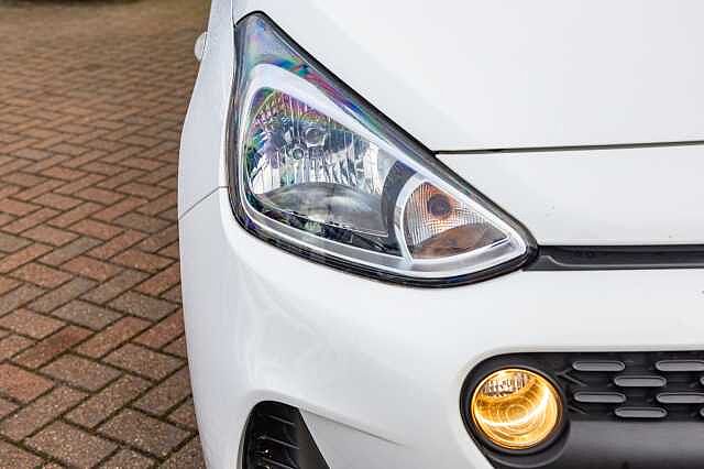 Hyundai I10 1.0 SE 5dr Polar White