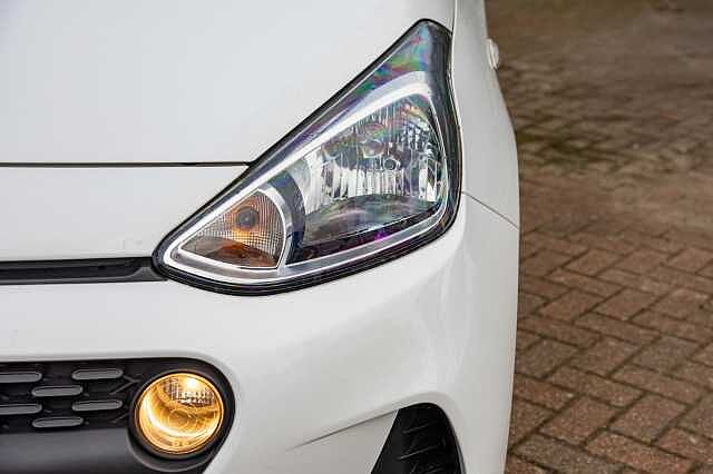 Hyundai I10 1.0 SE 5dr Polar White