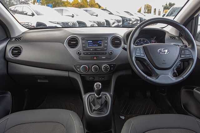 Hyundai I10 1.0 SE 5dr Polar White