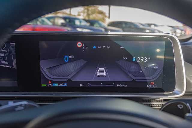 Hyundai IONIQ 6 E (228ps) Premium 77kWh (Single Motor) RWD Gold