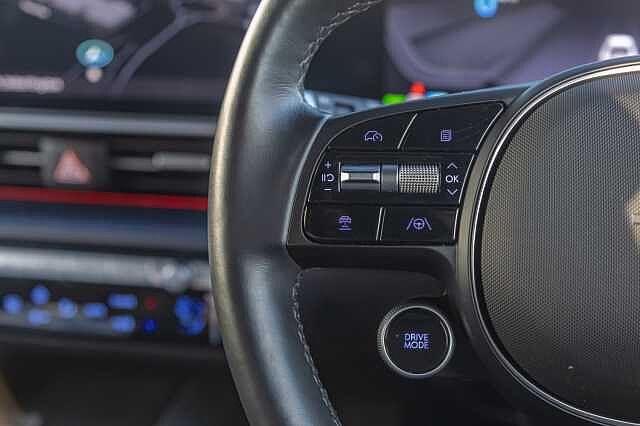 Hyundai IONIQ 6 E (228ps) Premium 77kWh (Single Motor) RWD Gold