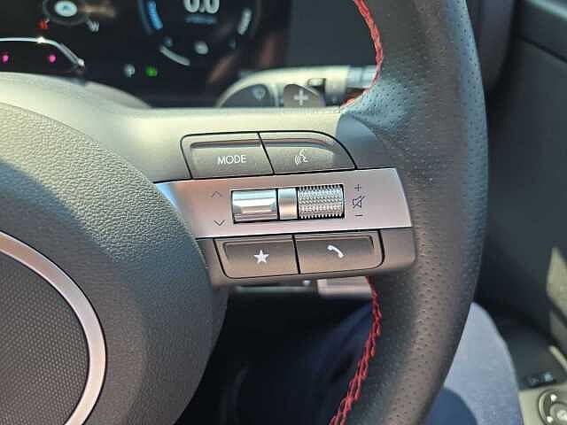 Hyundai KONA Hybrid 1.6 GDi (141ps) N Line DCT White