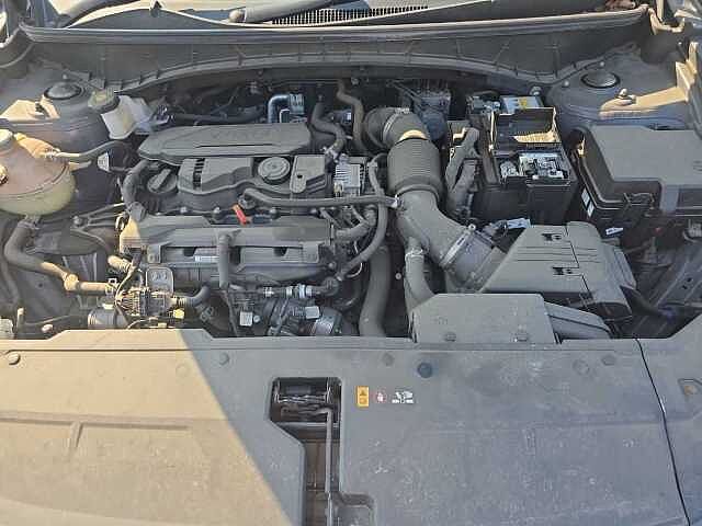 Hyundai TUCSON HYBRID 1.6 T-GDi (150ps) Premium 48Volt iMT Black