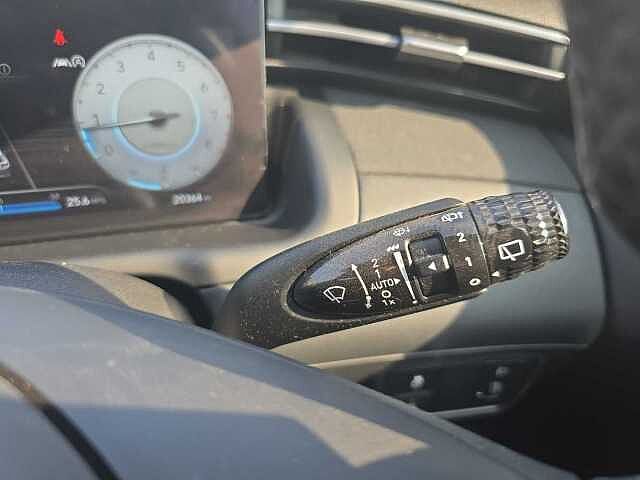 Hyundai TUCSON HYBRID 1.6 T-GDi (150ps) Premium 48Volt iMT Black
