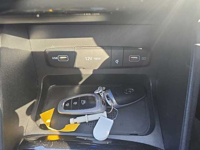 Hyundai TUCSON HYBRID 1.6 T-GDi (150ps) Premium 48Volt iMT Black