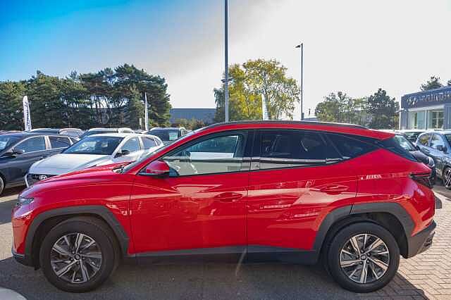 Hyundai TUCSON 1.6 TGDi SE Connect 5dr 2WD Engine Red