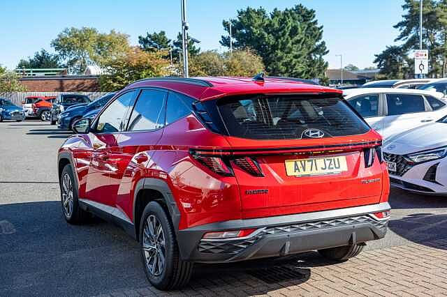 Hyundai TUCSON 1.6 TGDi SE Connect 5dr 2WD Engine Red