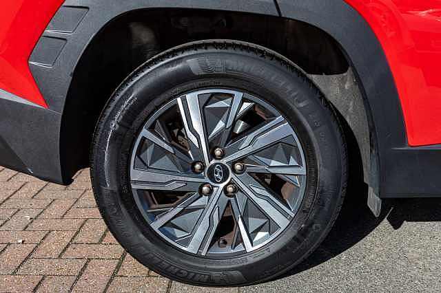 Hyundai TUCSON 1.6 TGDi SE Connect 5dr 2WD Engine Red