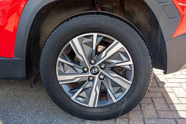 Hyundai TUCSON 1.6 TGDi SE Connect 5dr 2WD Engine Red