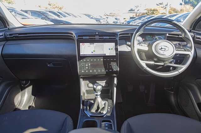 Hyundai TUCSON 1.6 TGDi SE Connect 5dr 2WD Engine Red