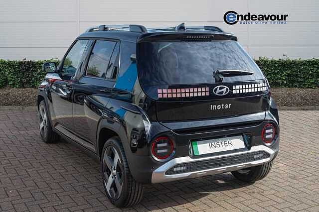Hyundai INSTER 85kW 02 49kWh 5dr Auto Phantom Black