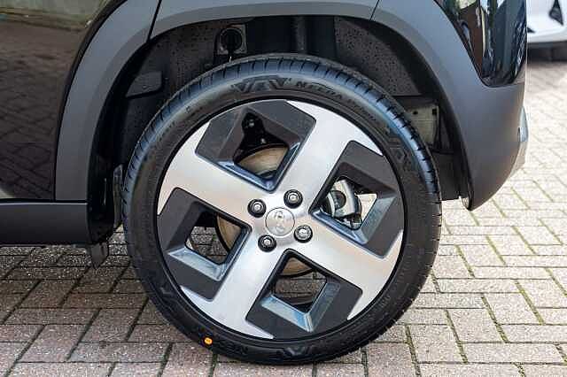 Hyundai INSTER 85kW 02 49kWh 5dr Auto Phantom Black