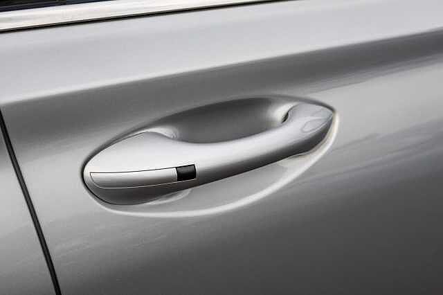 Hyundai SANTA FE 1.6 TGDi Hybrid Premium 5dr Auto Typhoon Silver
