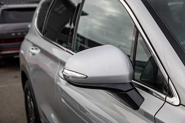 Hyundai SANTA FE 1.6 TGDi Hybrid Premium 5dr Auto Typhoon Silver
