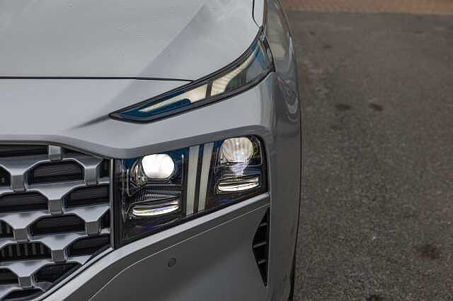 Hyundai SANTA FE 1.6 TGDi Hybrid Premium 5dr Auto Typhoon Silver