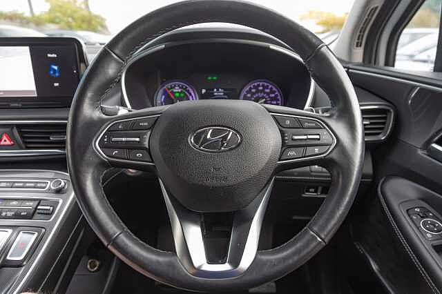 Hyundai SANTA FE 1.6 TGDi Hybrid Premium 5dr Auto Typhoon Silver