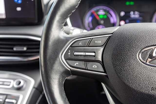 Hyundai SANTA FE 1.6 TGDi Hybrid Premium 5dr Auto Typhoon Silver