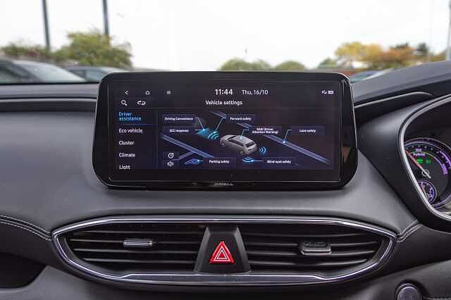 Hyundai SANTA FE 1.6 TGDi Hybrid Premium 5dr Auto Typhoon Silver