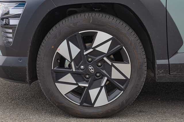 Hyundai KONA 1.6 Hybrid 129 Ultimate 5dr DCT MIRAGE GREEN